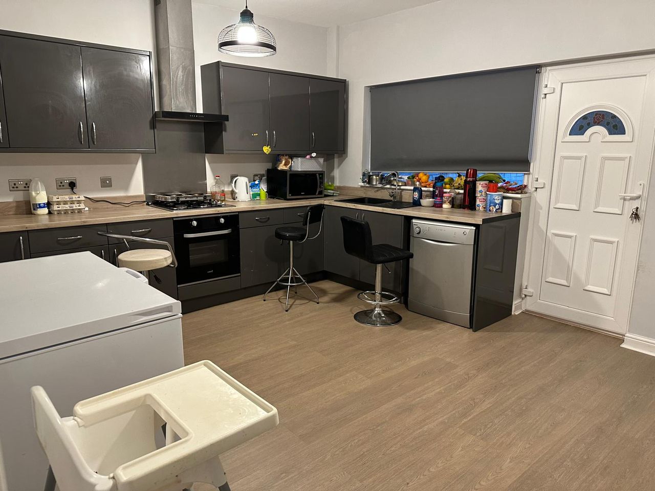 Kitchen deep clean before by BLUELINE PRIME LTD